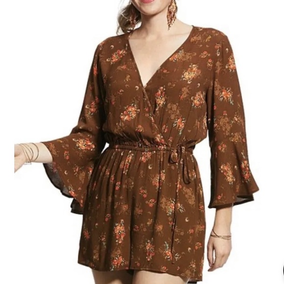 Ariat floral romper sz small - Picture 2 of 4